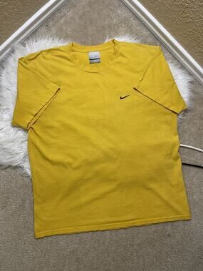 Vintage 2000s Y2K Nike Basic Logo Embroidered Swoosh Yellow Shirt Size XL